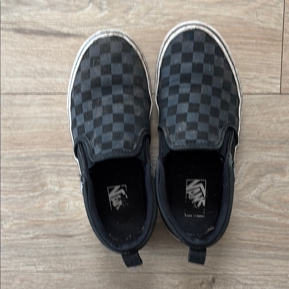 Vans Kids Checkered Black Slip-On Shoes - Picture 1 of 2